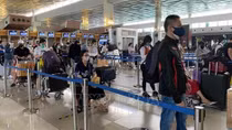 More than 210 Vietnamese citizens brought home from Indonesia