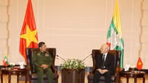 Party leader discusses defence ties with Myanmar military chief