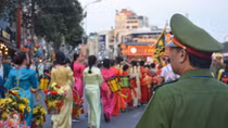 Hundreds of Police officers deployed during First Moon Festival 