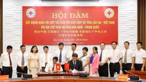 Vietnamese, Chinese provinces cooperate in humanitarian activities