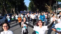 People run to donate for disadvantaged children