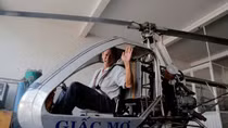 Vietnamese Veteran and his “homemade” helicopter 