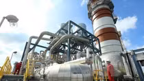 Foreign banks to arrange funds for LNG-fired power plants