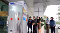 Noi Bai Airport produces disinfection chamber