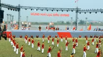 Con Son-Kiep Bac Autumn Festival opens