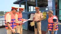 Traffic Police Force launches campaign to ensure traffic safety as New Year coming