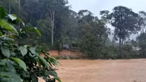 Four killed, two missing as flash floods hit Central Highlands, South Central regions