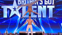 Brothers fly flag for Vietnam on UK TV show
