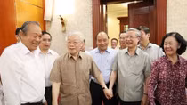 Party General Secretary-President chairs Politburo meeting
