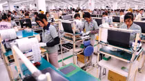 Manufacturers in Vinh Phuc face critical manpower shortage
