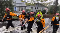 Florence lumbers inland, leaving five dead, communities flooded