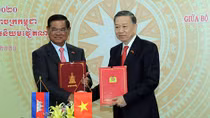 MPS of Vietnam signs agreement with Cambodian Ministry of Interior 