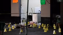 Three shot dead in Mexico City tourist hotspot, 'mariachi' gunmen flee