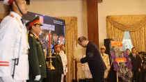 Respect-paying ceremony for Party leader Do Muoi in HCM City