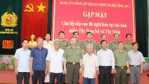 Minister To Lam meets retired high-ranking public security officers