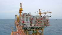 PetroVietnam surpasses first quarter targets