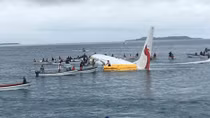 Four Vietnamese aboard Papua New Guinea’s plane overshooting runway