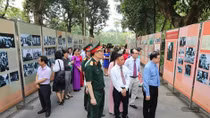 Hanoi photo exhibition spotlights President Ho Chi Minh