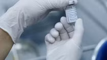 Bac Ninh, Bac Giang to vaccinate 240,000 workers against COVID-19