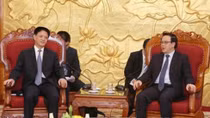 Chinese Communist Party delegation visits Vietnam