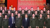 Prime Minister Nguyen Xuan Phuc visited units of People’s Public Security Forces
