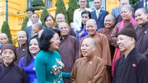 Vice President receives religious dignitaries of Ha Nam