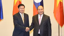 Vietnamese, Lao PMs first co-chair Intergovernmental Committee's meeting