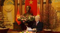 Party, State leader extends greetings on Year of Pig