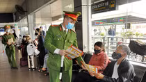Minister To Lam sends encouragement letter to public security officers, soldiers on frontline of fight against COVID-19