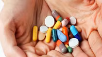 60% of healthy people infected with antibiotic-resistant bacteria