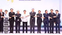 ASEAN Summit opens in Philippines