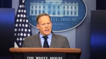 White House accuses media of playing down inauguration crowds