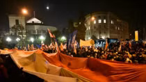 Police break up blockade of Poland's parliament amid political crisis