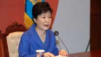 South Korea prosecutor says it might raid presidential office