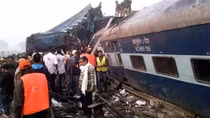 Vietnamese leaders condole with India over train accident