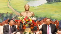 Lao leader receives Ho Chi Minh National Academy of Politics delegation