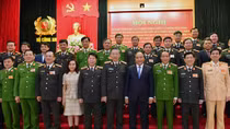 PM Phuc: All public security officers be responsible and committed to the people 