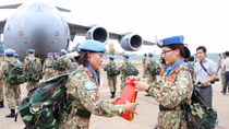 Vietnamese female soldiers leave for UN peacekeeping mission in South Sudan