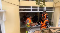 Mobile police in central region deployed to support people in flooded areas