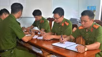 Full-time police officers bring peaceful life for people in used-to-be security hotspot in Lam Dong province