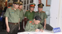 MPS’s delegation pays tribute to Martyrs of former South Central Security Department