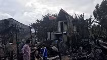Ministry of Foreign Affairs share difficulties with Vietnamese victims of fire in Phnom Penh