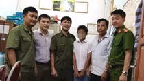 Nghe An police help lost boy reunite with family 