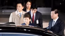 South Korea's Park goes home after 14-hour interrogation in graft probe