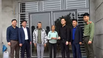 Lao Cai Police build house of compassion for poor people