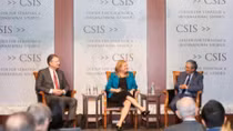 Vietnamese, US ambassadors talk bilateral ties