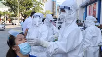 10,000 medical workers to join COVID-19 fight in HCMC