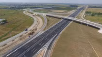 Toll collection time for Hanoi - Hai Phong Expressway proposed to be reduced