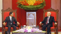 Party leader hosts outgoing Japanese Ambassador