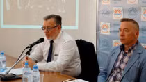 Russian centre holds roundtable on Vietnam-Russia relations